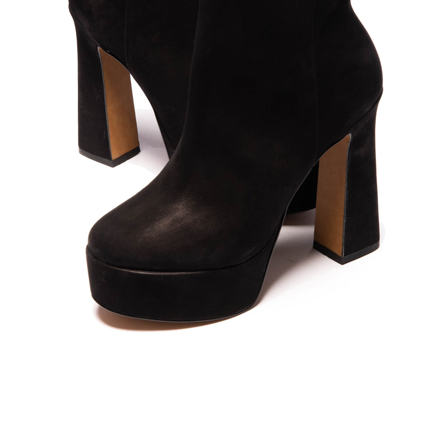 Ria Black Nubuck (4841421537360)