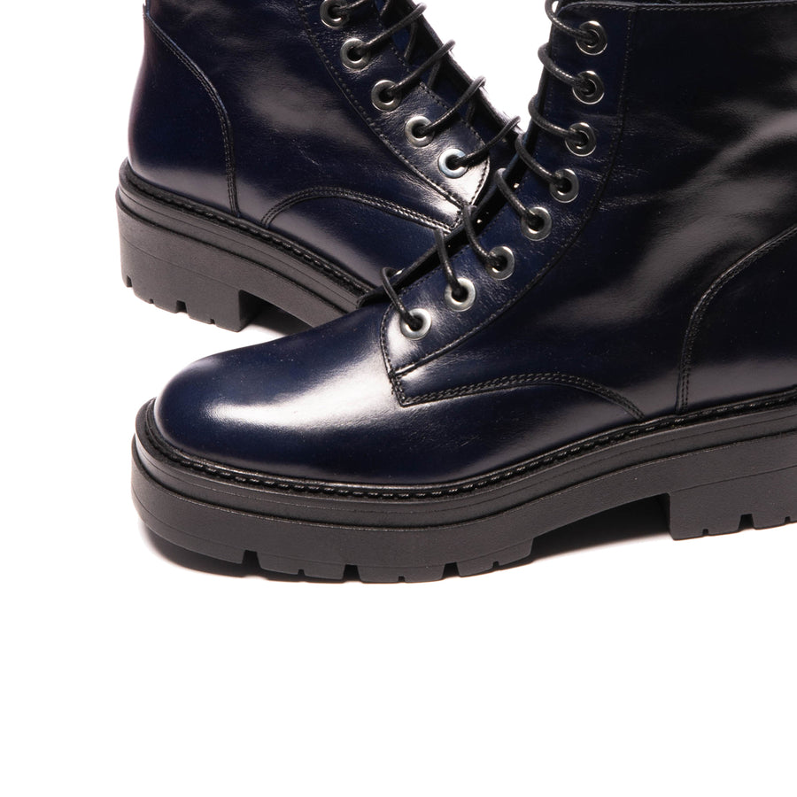 Chietti Navy Leather
