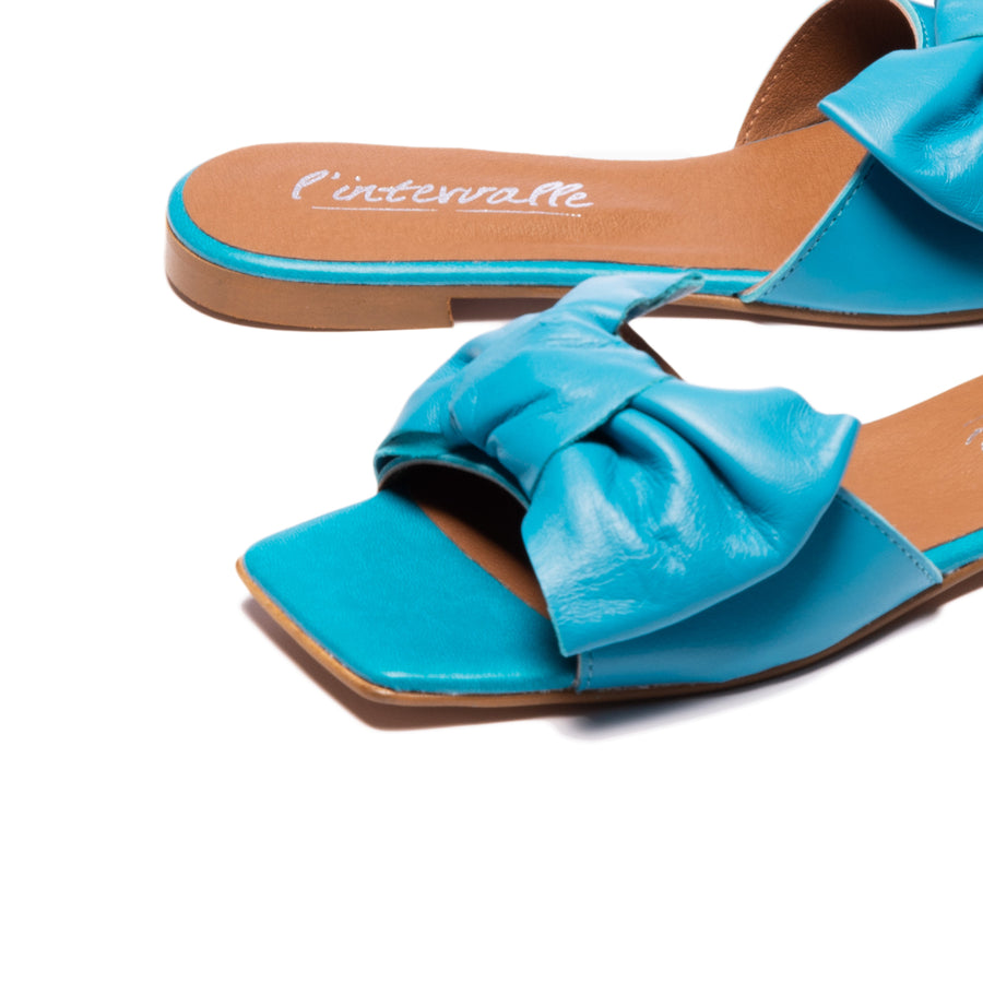Ourania cuir turquoise