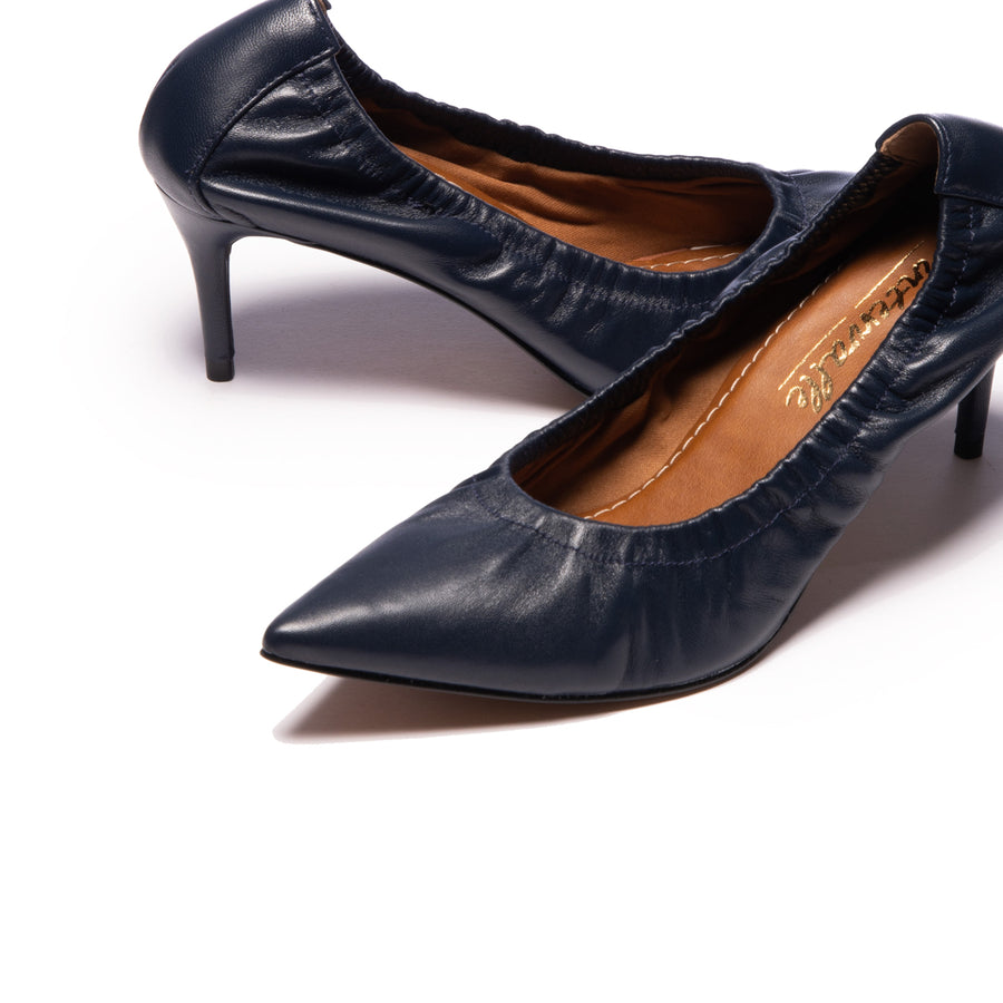 Bethy Navy Leather