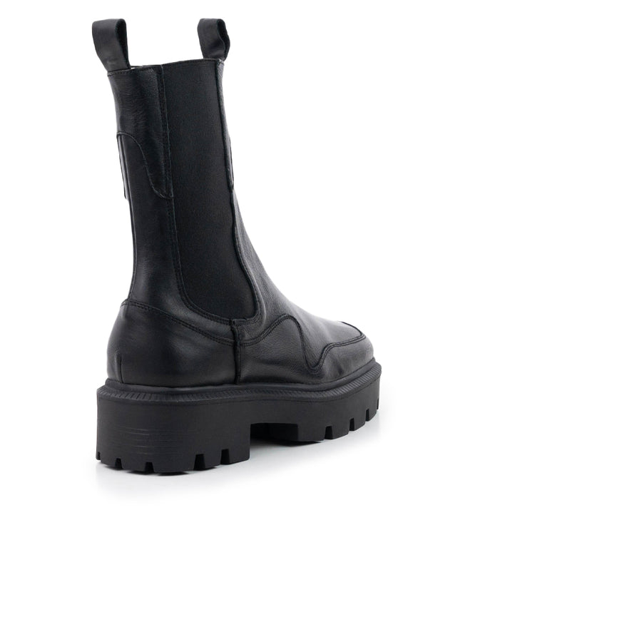 Muggle Black Leather (6608476242000)