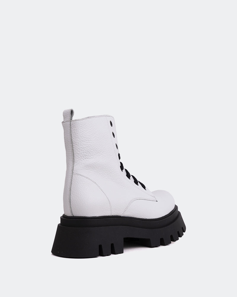 Sainz Blanc Cuir