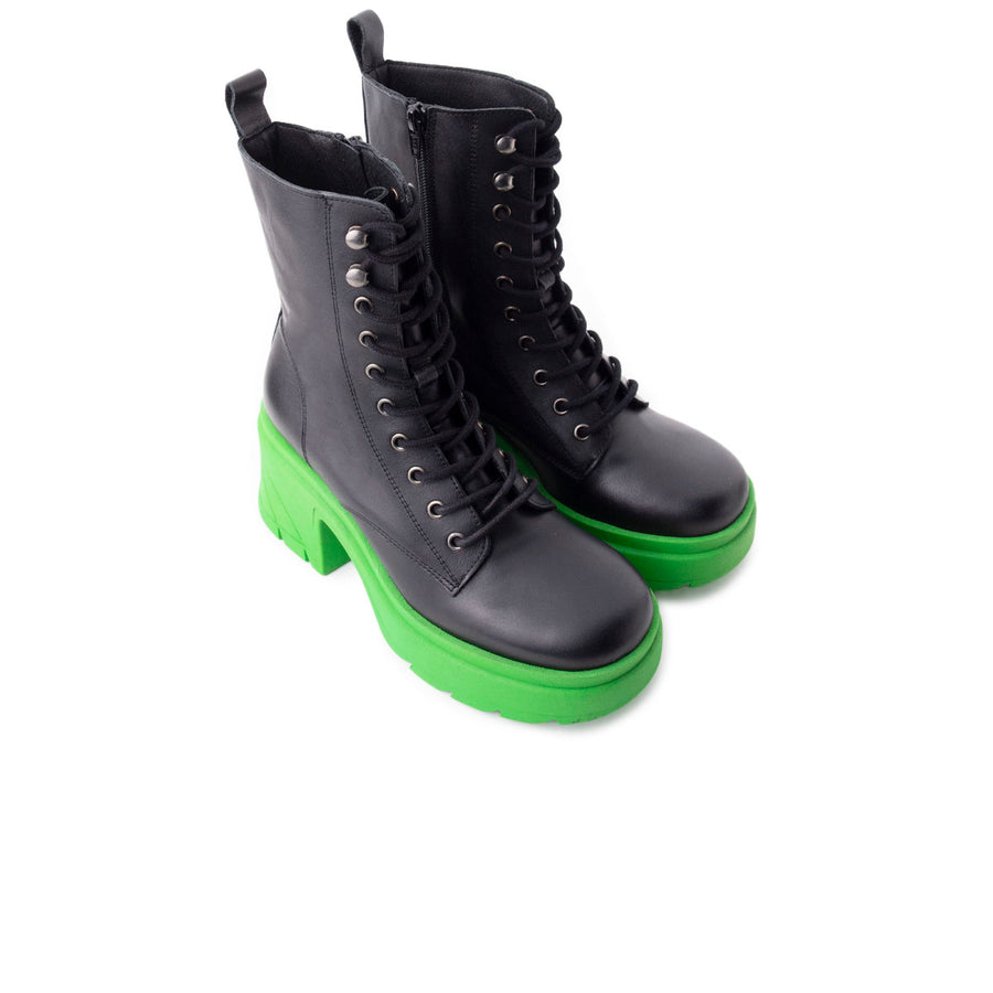 Romeo Black/Green Leather
