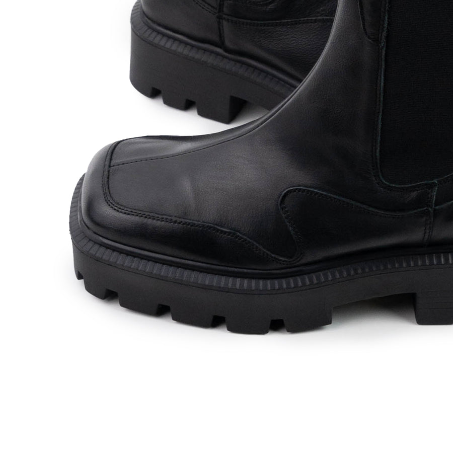 Muggle Black Leather (6608476242000)