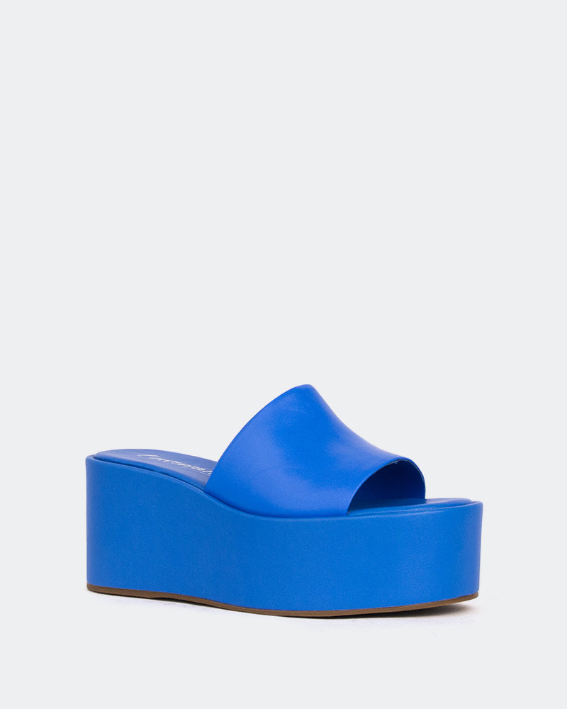 Cathedral, Blue Leather/Cuir Bleu