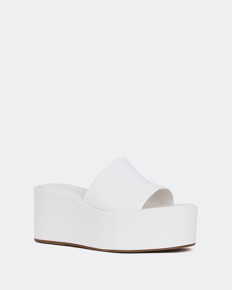 Cathedral, White Leather/Cuir Blanc