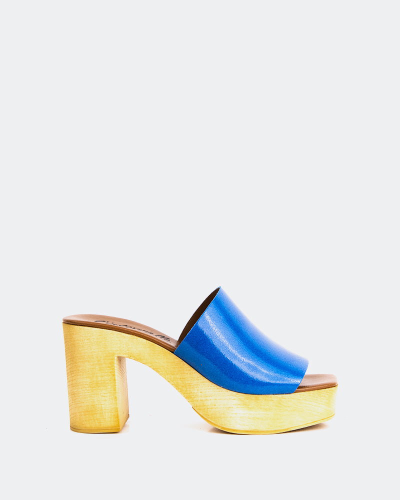 Snicker Blue Leather – L'INTERVALLE